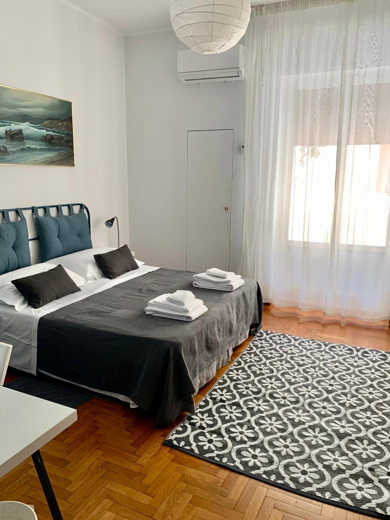 May Flower Central Apartament Bari Exterior photo